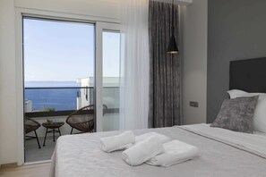 3 chambres, fer et planche à repasser, Wi-Fi gratuit, draps fournis