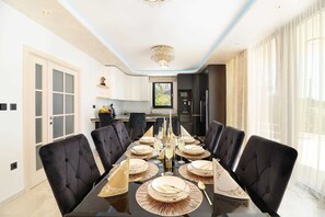 Dining - Villa Luxleon with Pool (Primošten)