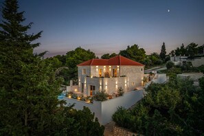 Exterior - Villa Petra Stella with Pool (Splitska)