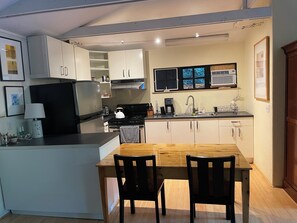 Microondas, horno y parrilla de estufa 