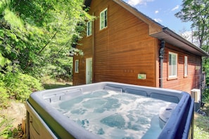 Baignoire à remous extérieure