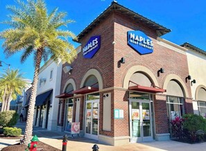 Unclassified image, 3 of 5, button