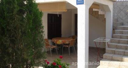 Charming Apartments Dokoza Drage - Two Bedroom Apartment with Terrace