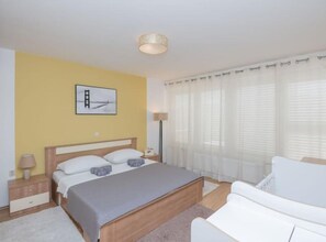 4 bedrooms, Internet, bed sheets - Countryside Villa Tajo - Four Bedroom Holiday Home with Swimming Pool (Imotski)