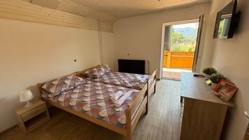 1 chambre, accès Internet, draps fournis