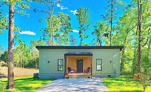 Cabin C -Basses Creek Cabins - Golf, swim, hike!