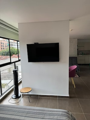 Télévision, espaces bureaux