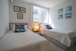 2 bedrooms, iron/ironing board, WiFi, bed sheets - Rest apartment in Serena del Mar - Comfort, ideal for Teleworking (cartagena)