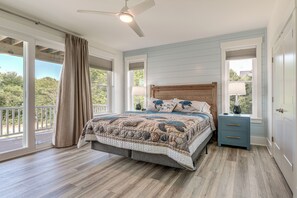 4 bedrooms, desk, iron/ironing board, travel cot - Walk to Beach: Southern Shores Retreat w/ Hot Tub (Kitty Hawk)