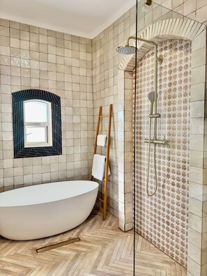 Hair dryer, towels, toilet paper - Grande Casa (Stellenbosch)