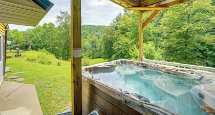 Hot Tub + Pet Friendly: Quiet French Creek Getaway