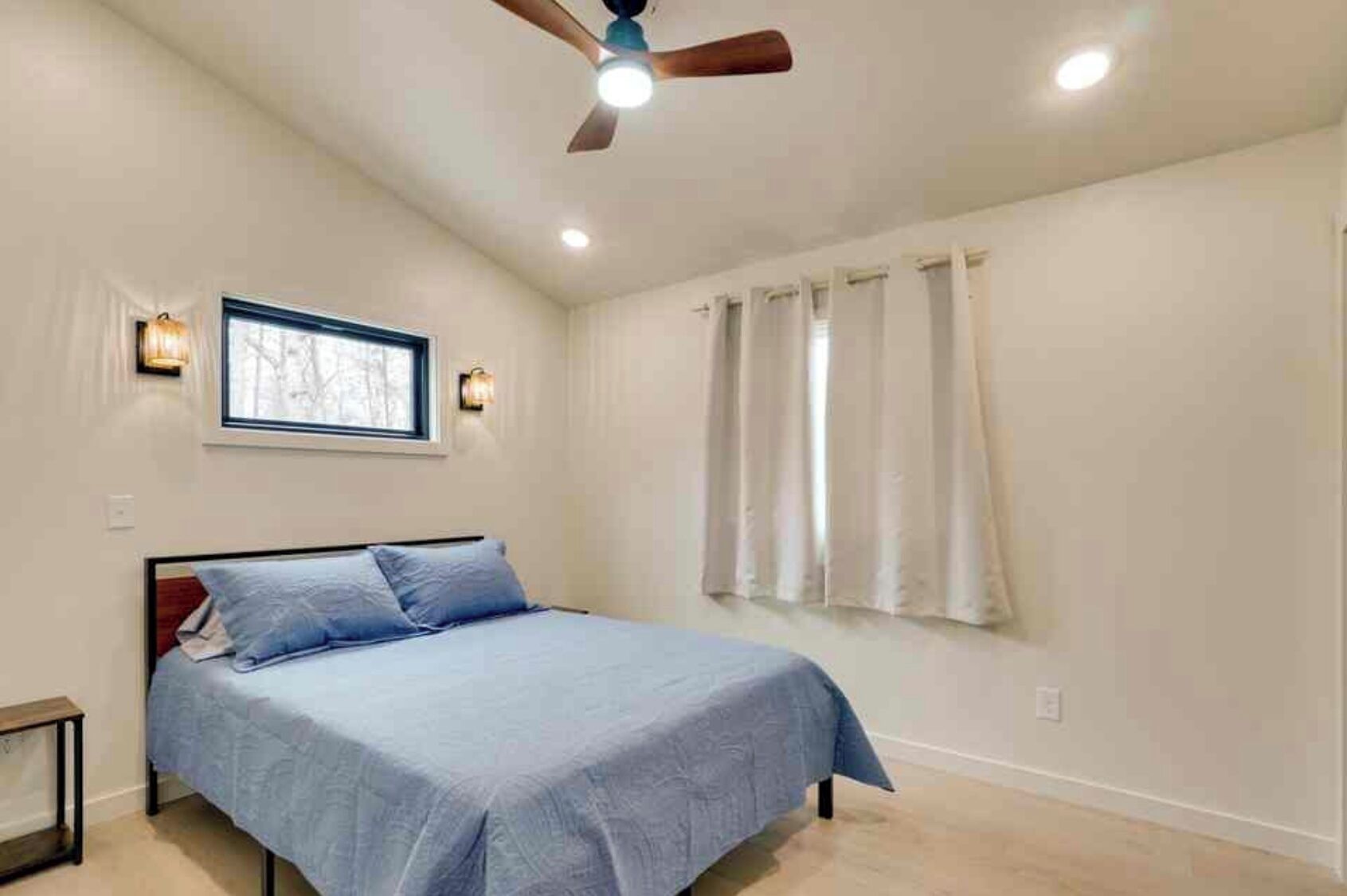 1 makuuhuone, silitysrauta/-lauta, ilmainen Wi-Fi, vuodevaatteet