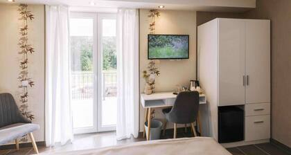 Memory 01 - Charmante Ferienwohnung mit Balkon und Blick ins Grüne