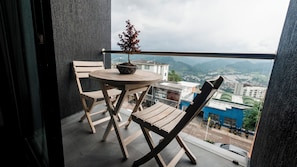Dupleks, balkon, pemandangan kota | Teras/patio