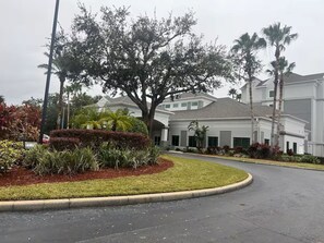 Property grounds - Comfy Condo near Disney-Free Shuttle to Parks (Orlando)