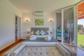 4 chambres, fer et planche à repasser, Wi-Fi, draps fournis