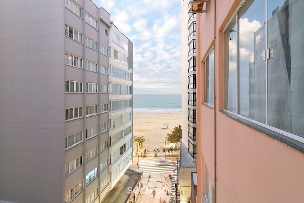 Basic Apartment | Property grounds - Apartments 50m From the Main Beach in BC - MRD (Balneário Camboriú)