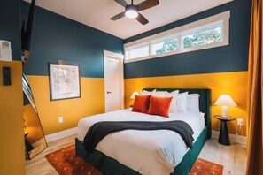4 Schlafzimmer, Schreibtisch, Reisekinderbett, kostenloses WLAN