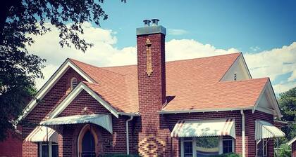 Charming one bedroom Cottage/Duplex in Pueblo