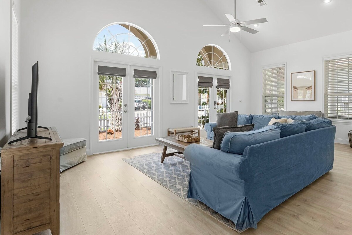 Photo 11 of Walk to Beach - Community Pool - Golf Cart - Pet Friendly - Crystal Beach