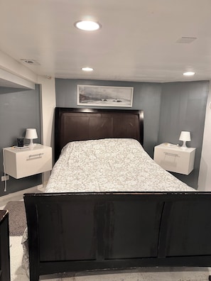 1 bedroom, iron/ironing board, free WiFi, bed sheets