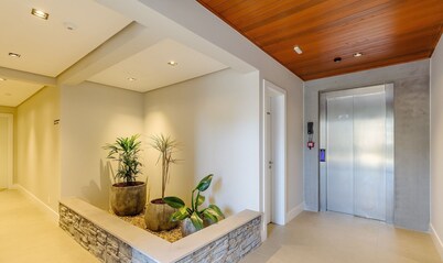 Apt With Balcony in the Heart of Gramado - Mlu0306