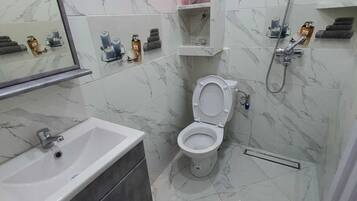 Towels, soap, toilet paper