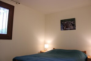 2 bedrooms