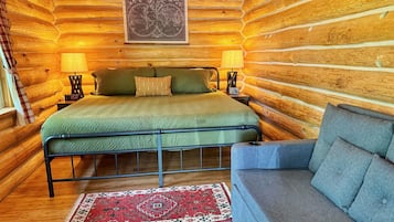 1 bedroom, bed sheets