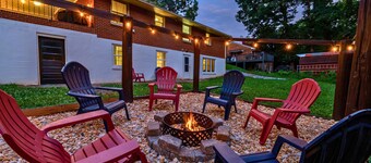 4 mins to LU • Cozy Home • Game Room • Fire Pit