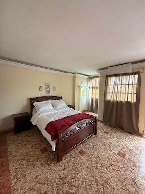 Comfort Room, Balcony, City View | Terrace/patio