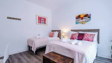 Iron/ironing board, free WiFi