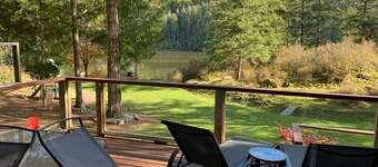 Oceanfront Private Peaceful Cabin on an Acre