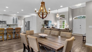 House, Multiple Beds, Pool Access, Pool View (Secluded Sanctuary By the Sea) | Interior