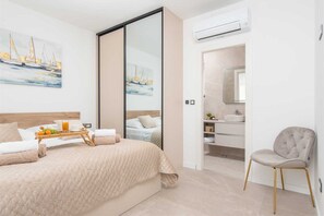 4 chambres, fer et planche à repasser, Wi-Fi gratuit, draps fournis