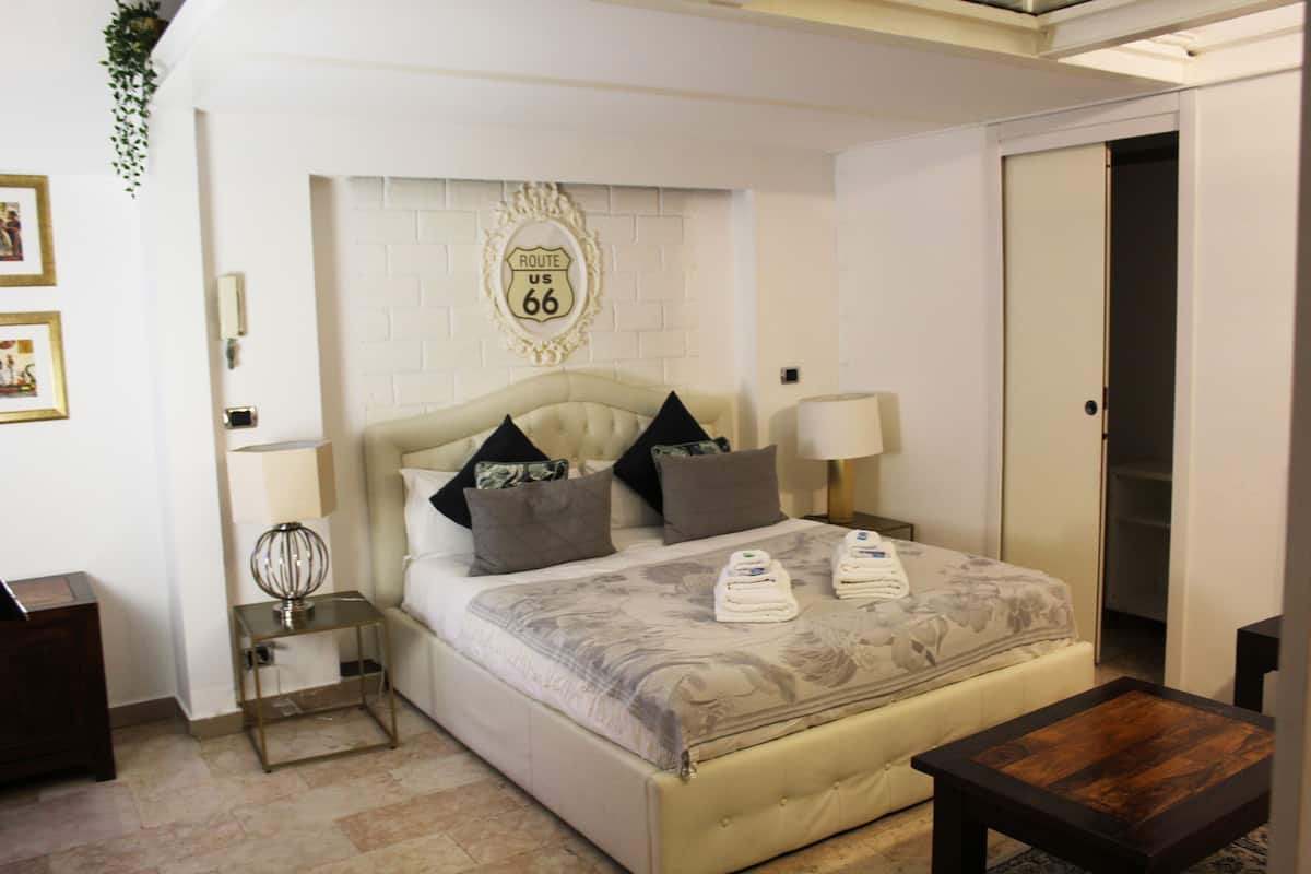 Deluxe suite, uitzicht op binnenplaats | Gratis wifi