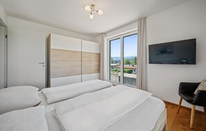 Unclassified image, 4 of 26, button - Ferienwohnung Pörtschach 90m² (Pörtschach am Wörtherse)