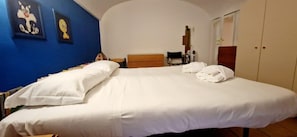 1 室のベッドルーム、インターネット、ベッドシーツ