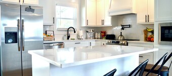 A Relaxing Cozy Getaway Awaits You
                  @ Sara`s Place