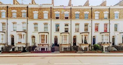 Bright & Stylish 2BR Flat in Trendy Newington Green, London