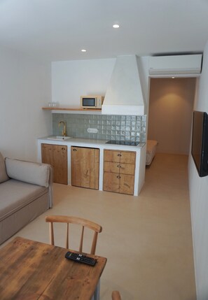 Family Apartment | Living area - HOTEL SES TERRISSES (Palafrugell)