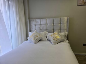 1 bedroom, Internet, bed sheets
