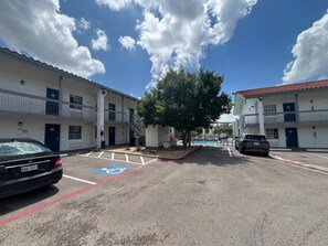 Exterior - Studio 6 Suites Euless, Tx – Dfw West (Euless)