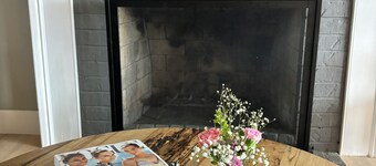 Best location in McAllen: pool, unwind, perfect for groups, Prime Location