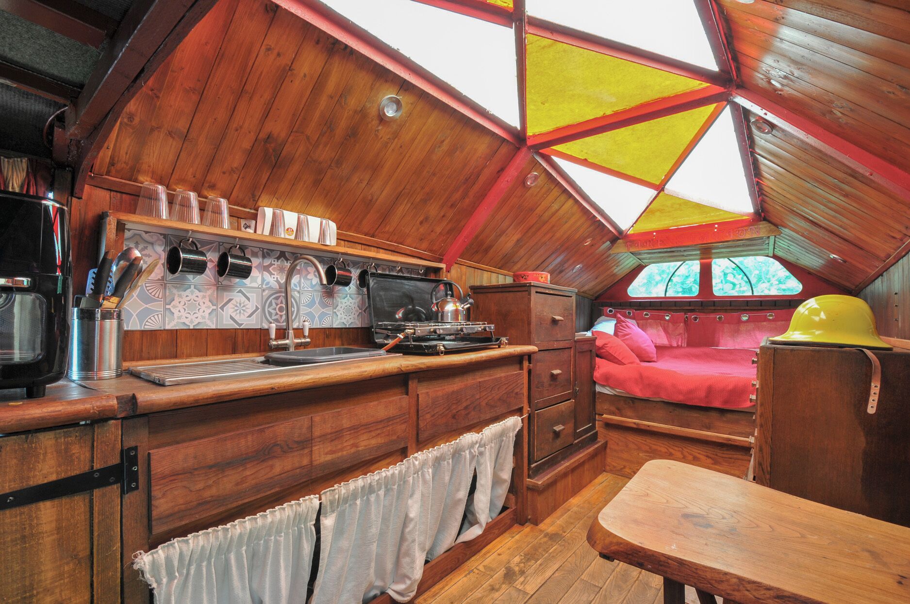 1 chambre, décoration personnalisée, ameublement personnalisé