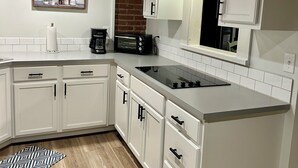 Unclassified image, 2 of 19, button - Unique Loft in town of Summit (Summit)