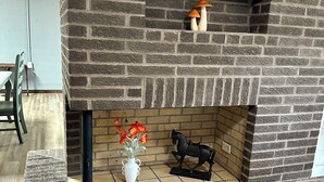 Unclassified image, 5 of 19, button - Unique Loft in town of Summit (Summit)