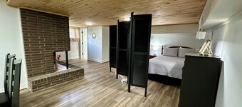 Unique Loft in town of Summit