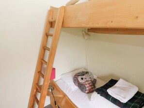 3 Schlafzimmer, individuell dekoriert, individuell eingerichtet