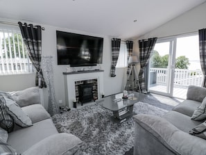 Living area - Manor Heights Lodge (Wemyss Bay)